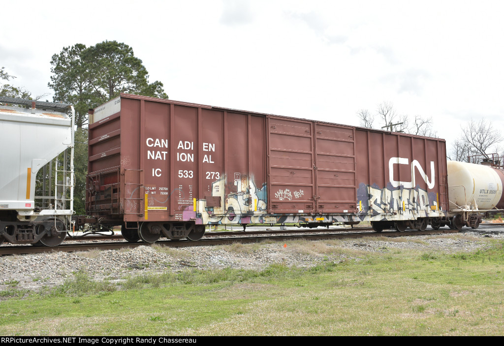 IC 533273